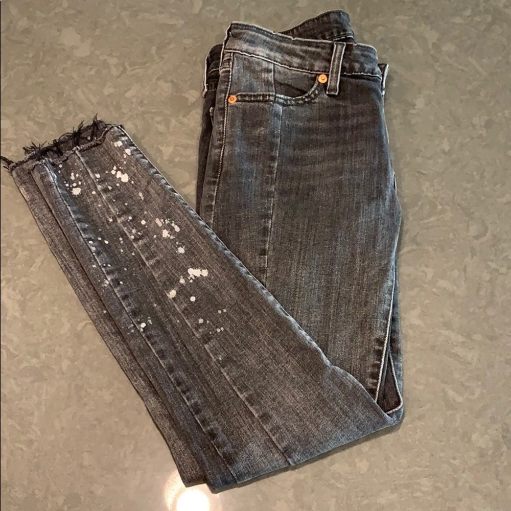 Levis Black Raw Hem Paint Splatter Skinny Jeans